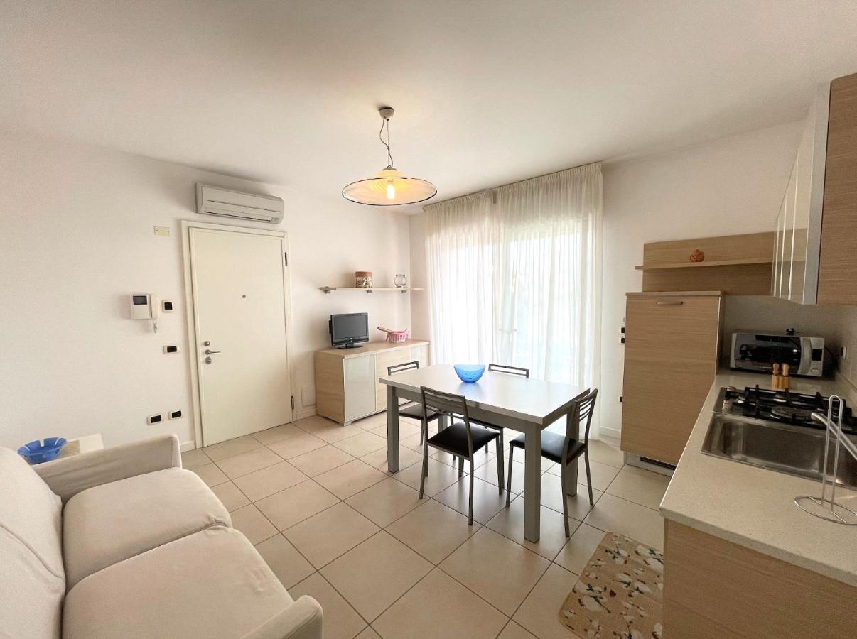 Appartamento Laguna - Carraro Immobiliare Jesolo - Family Apartments Экстерьер фото